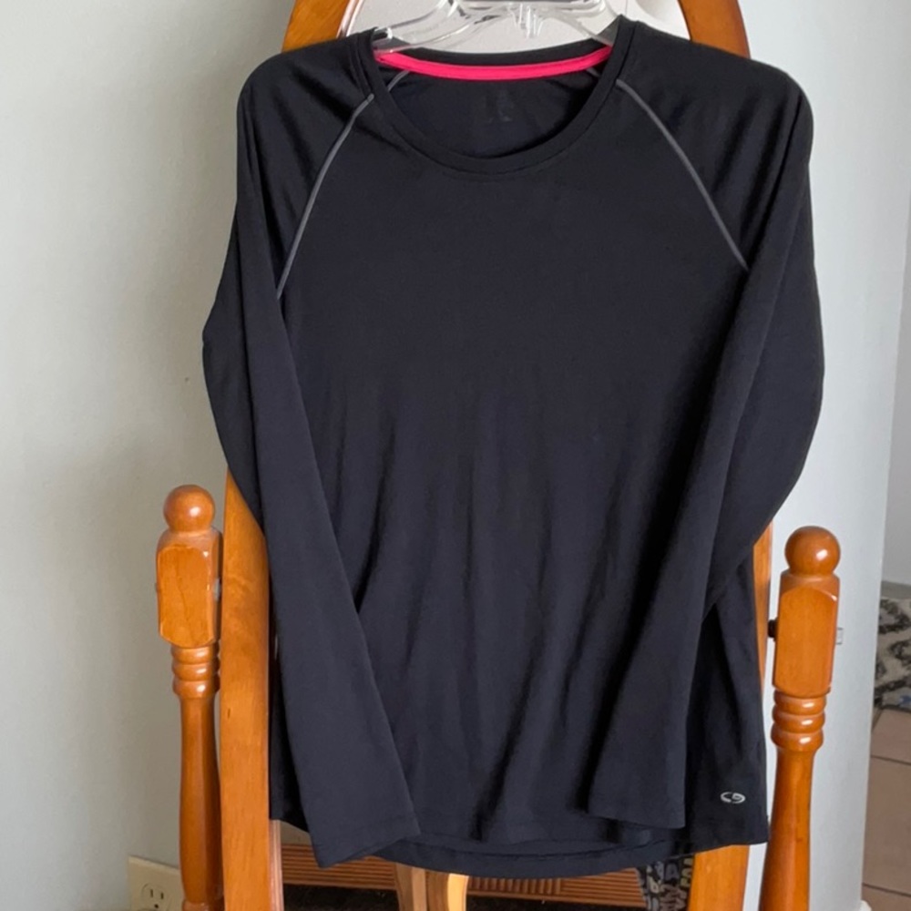 Woman or man top